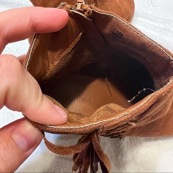 Maurices Faux Suede Cognac Brown Fringe Ankle Boots Size 7.5 - Picture 11 of 12